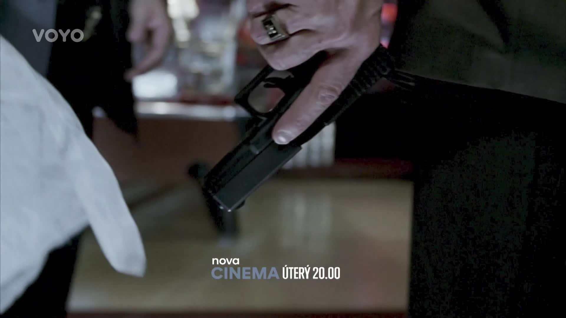 Akční thriller s Brucem Willisem: Poradí si jako zkrachovalý policista?
