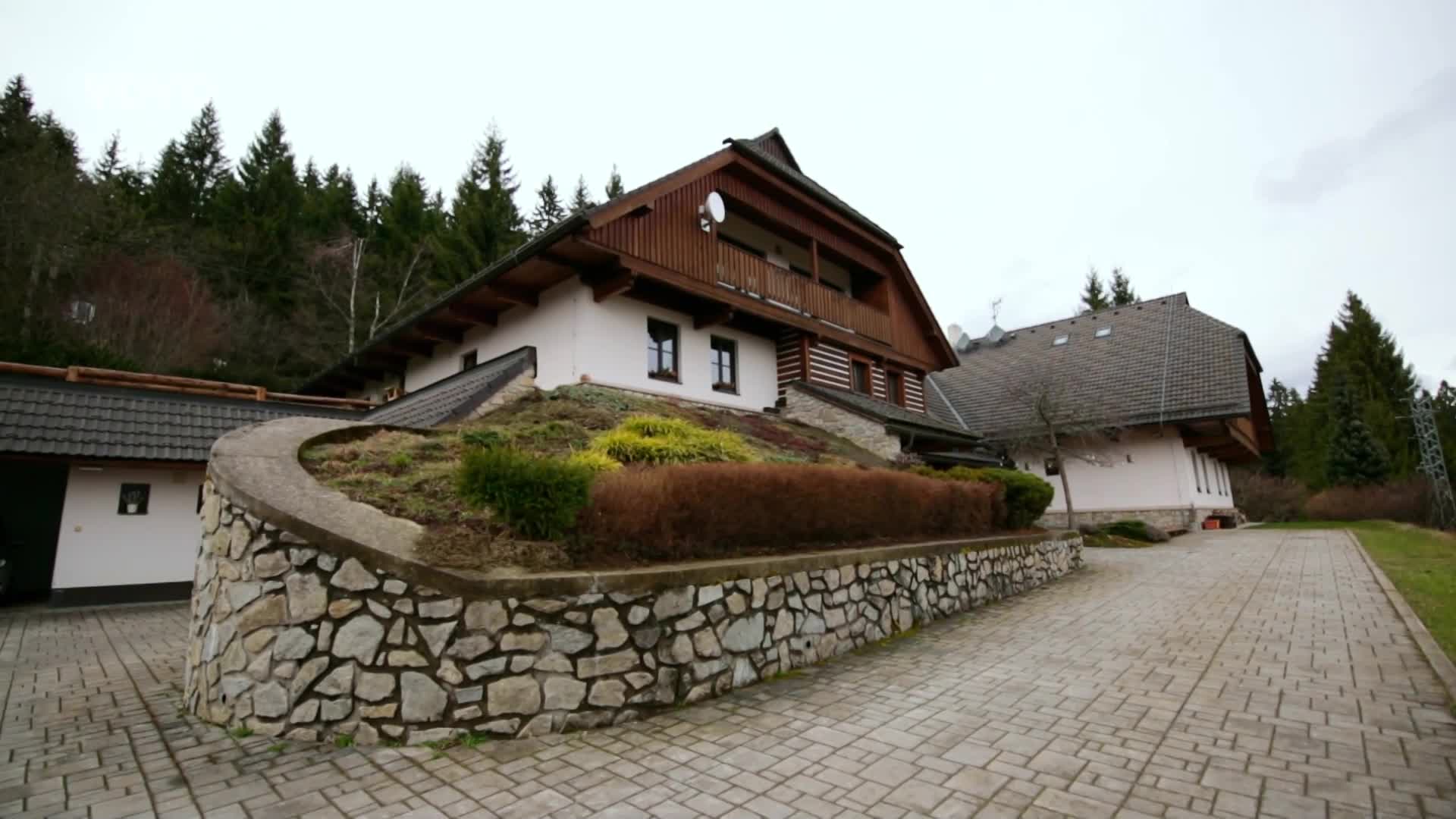 Olympionička Kateřina Neumannová v My, chalupáři: Ukázala své šumavské sídlo