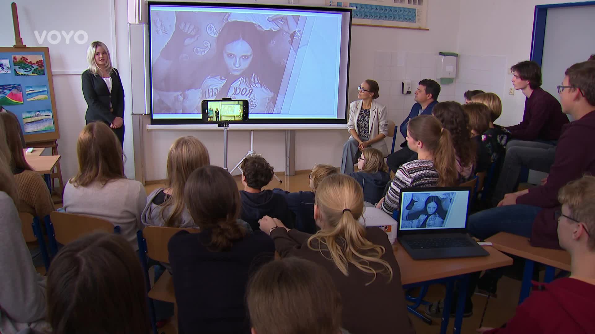 Erika z Ulice a jeho partu zaskočí přednáška ve škole: Dostane je silný příběh Simony