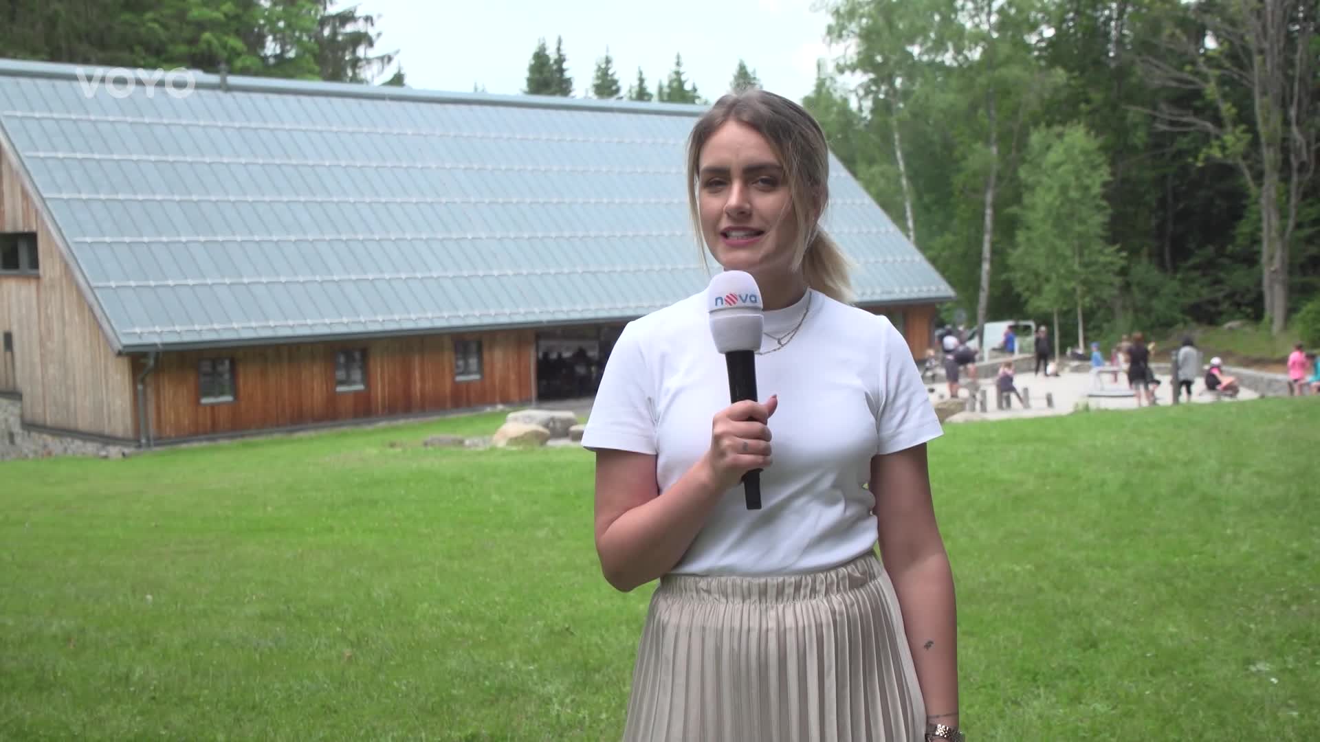 Hledáte dobrodružství? Vlčí výběhy a jelení safari najdete na Šumavě!
