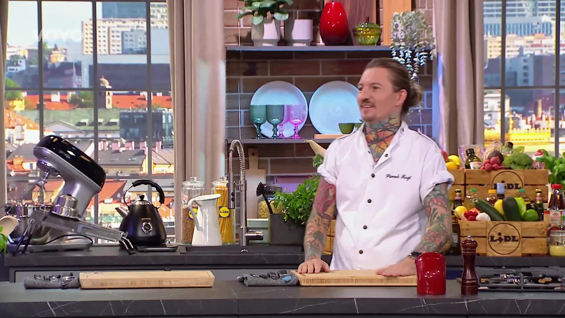 Punčochář štěstím bez sebe: V Ledničko, vyprávěj! má po boku vysněného parťáka