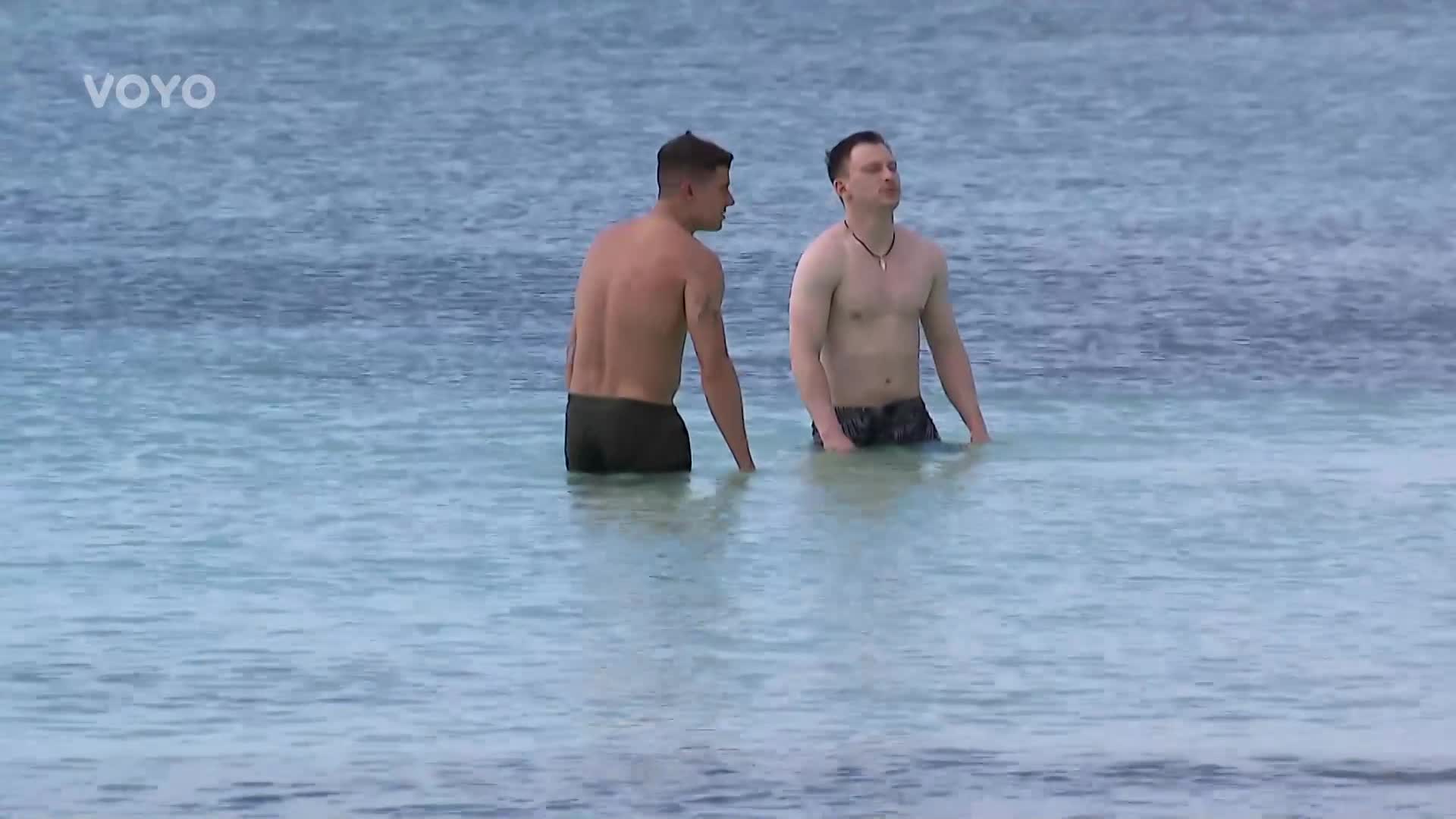 SPOILER: První aliance v Survivoru: Holky se spikly proti klukům
