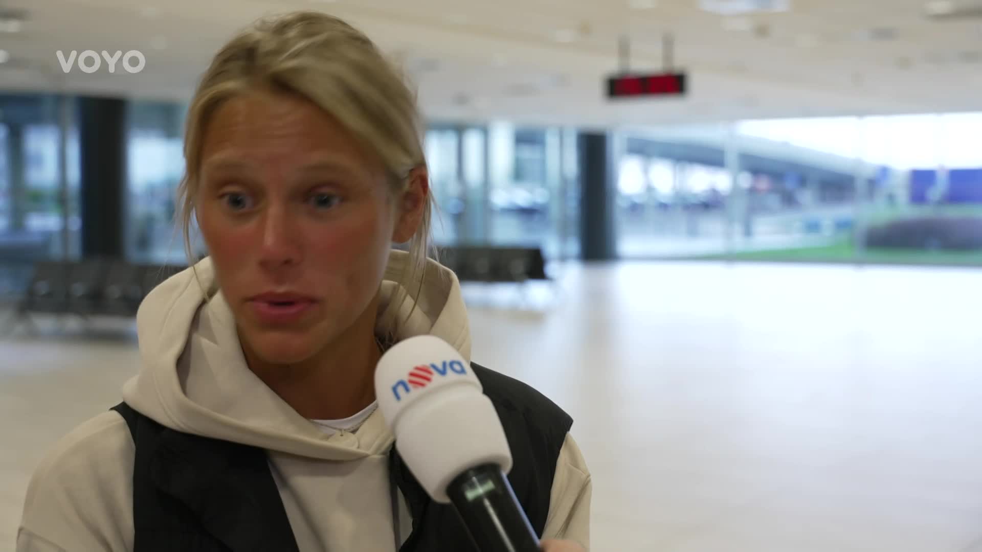Zdrcená Veronika po příletu domů: Pořád se s tím srovnávám