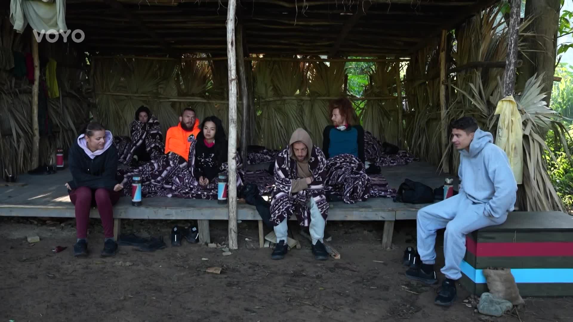SPOILER: Psychika Titánů se hroutí. Chybí jim hygienické pomůcky