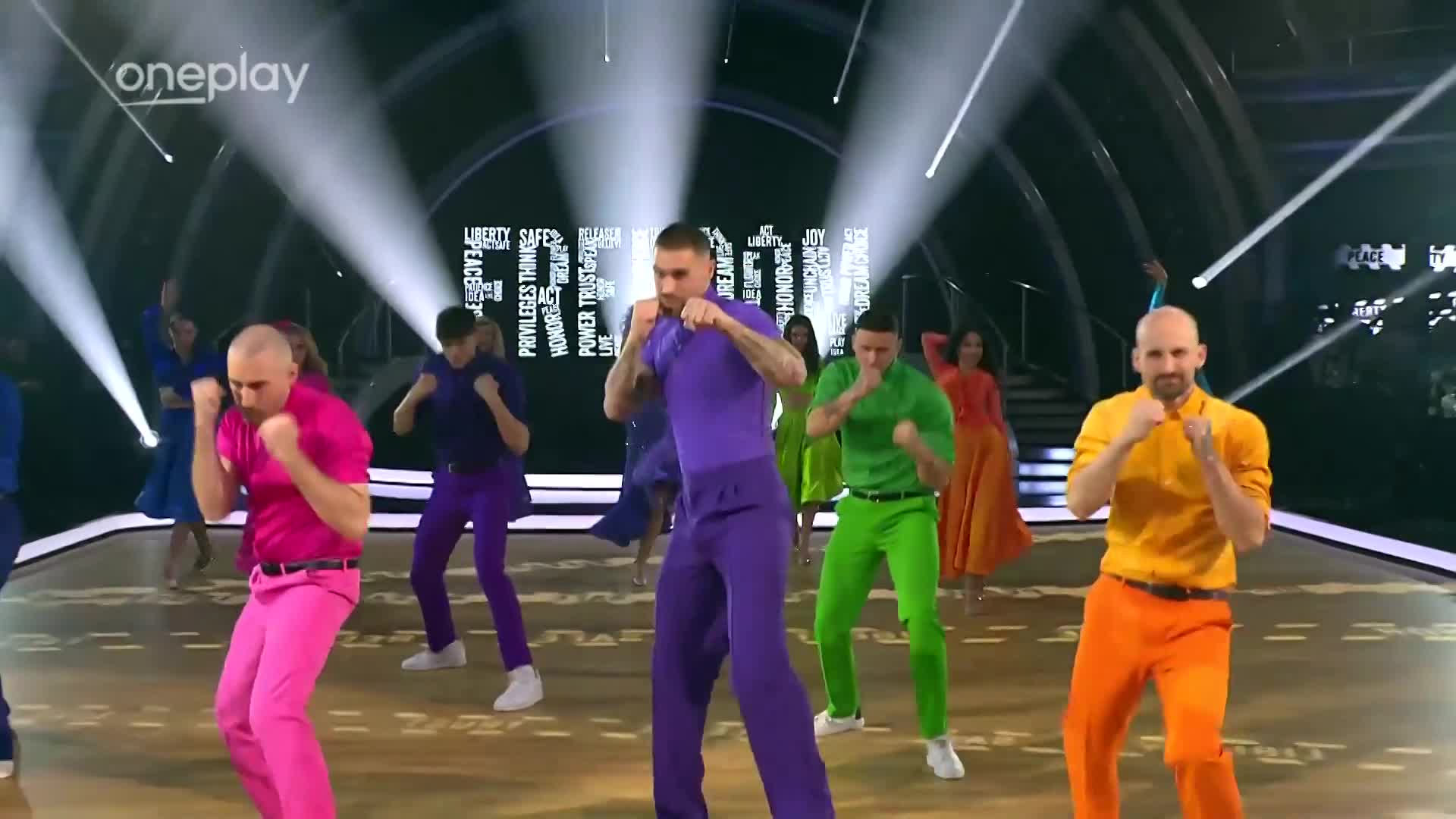 Poslední tanec Adama Sedra v Let's Dance: Quickstep mu zlomil vaz