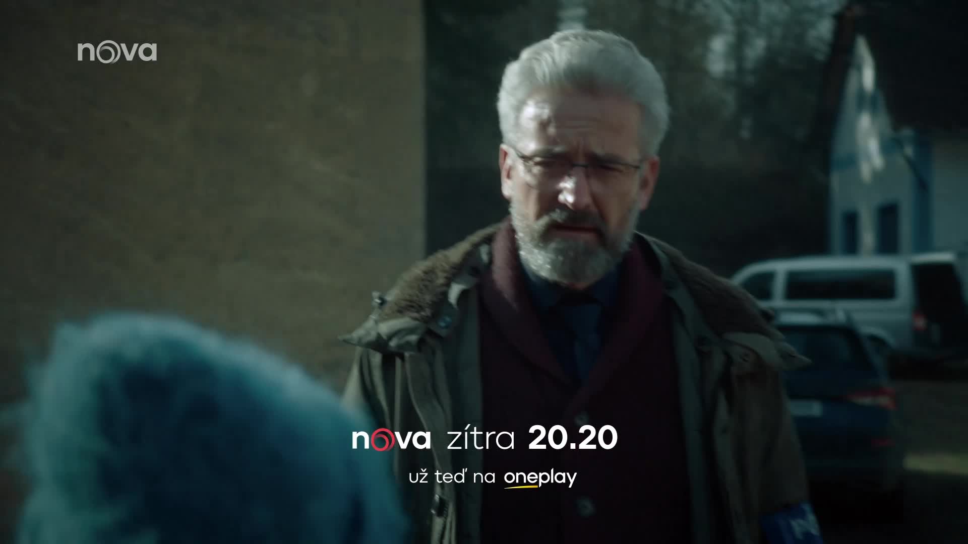 Případy mimořádné Marty řeší dvě záhady: Změna účesu Krainera a vražda