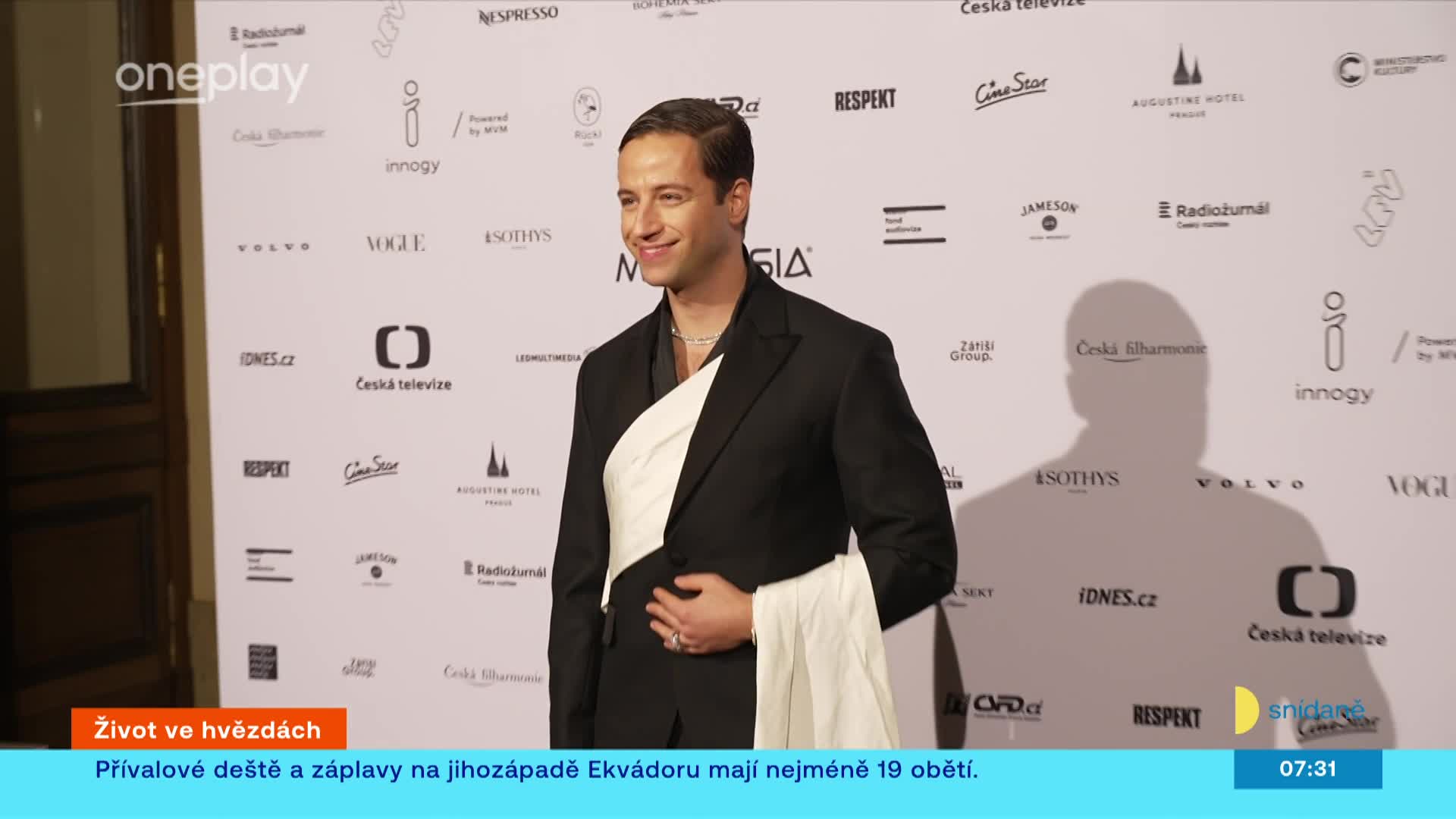 Oskar Hes z Krále Šumavy má styl: Zářil na předávání cen