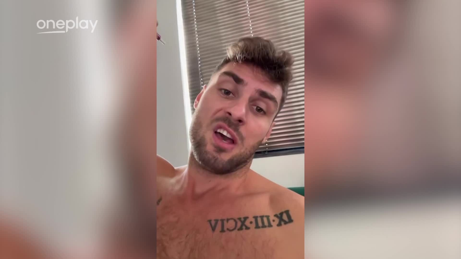 Pája slaví v Survivoru narozeniny. Snad tě nesnědla tarantule, přeje mu Domi