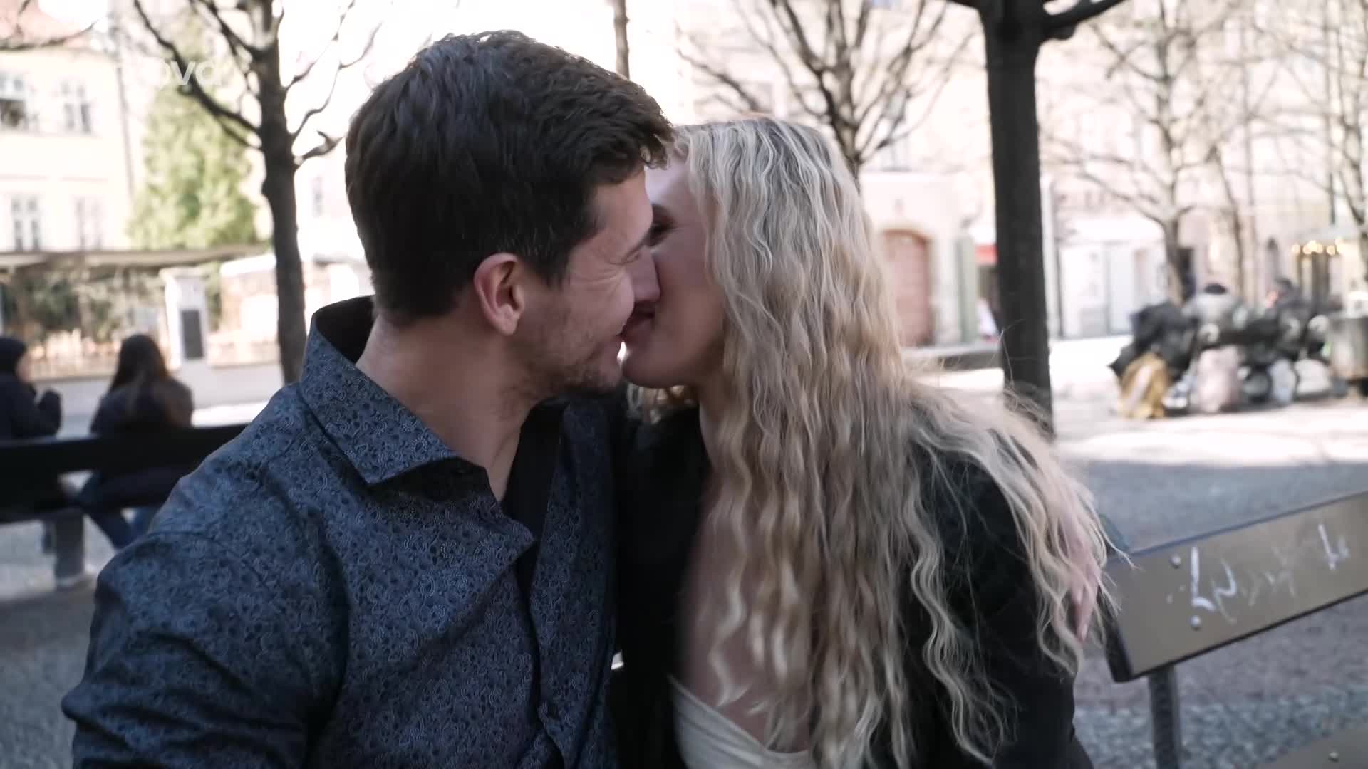 Bachelorovi o vaření: Sabina ujíždí na šunce, Jan miluje vajíčka