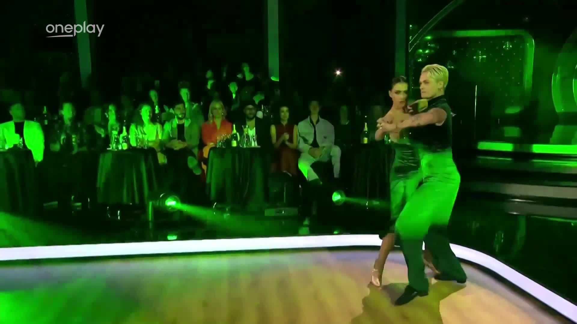 Rockový nářez Evy Burešové v Let's Dance: Sklidila ovace vestoje