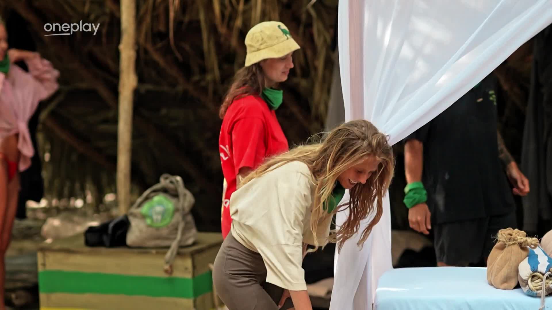 Koťák jako král Survivora: Holky nechal spát na zemi, sám ulehl do postele