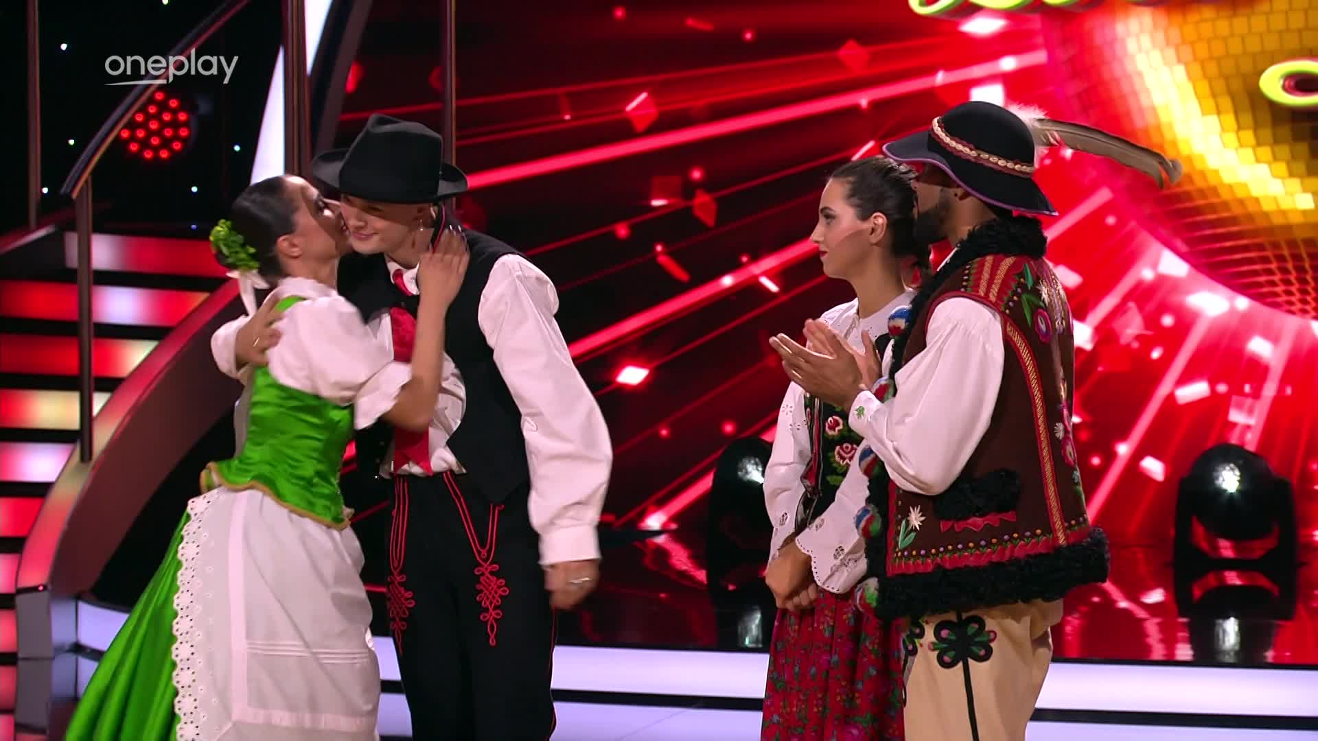 Rodina Evy Burešové oslavila její konec v Let's Dance: Už vypadni, říkal syn