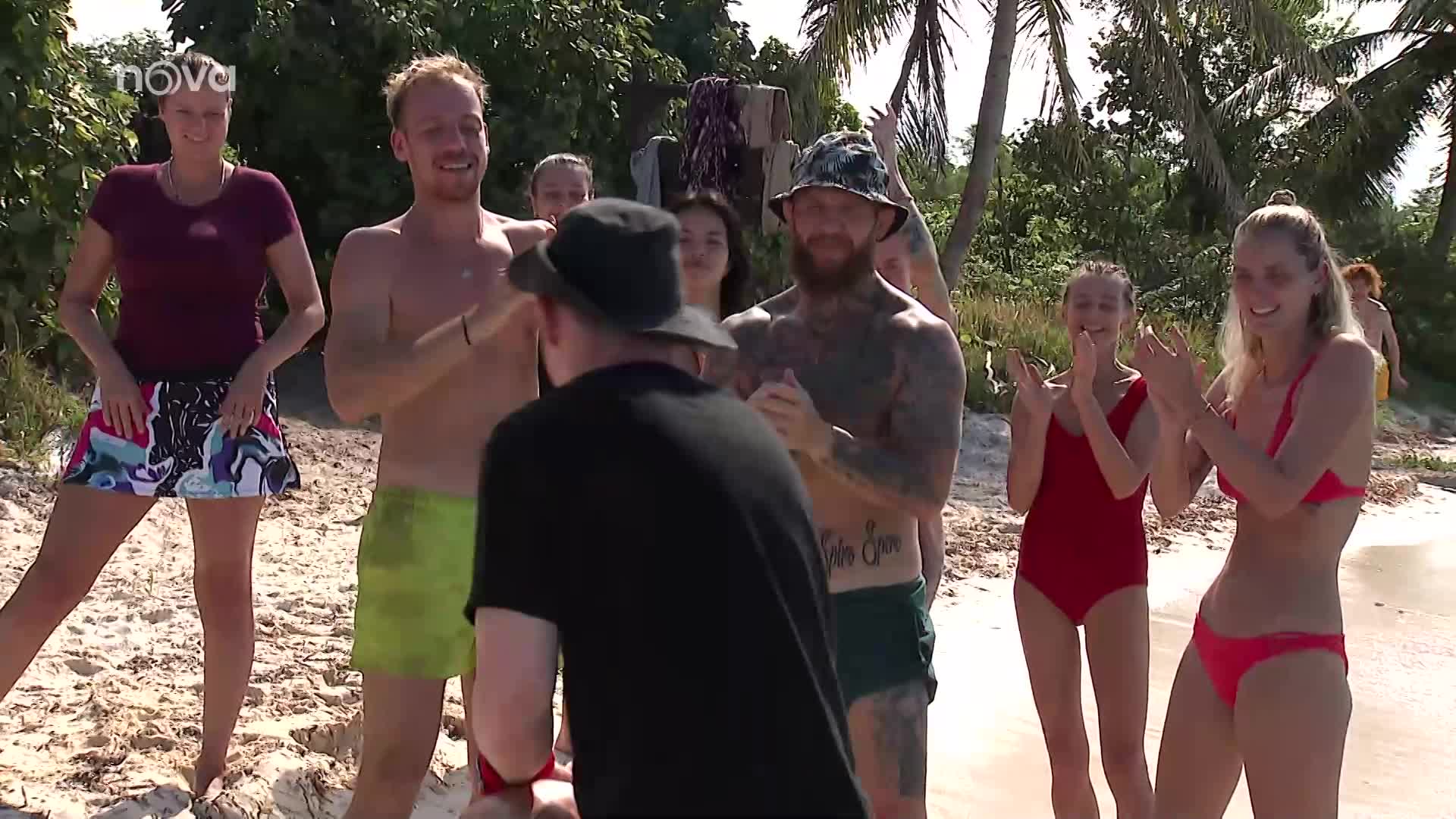 Mikýř ze Survivora tajně plní úkoly, které má vytetované. Známe detaily