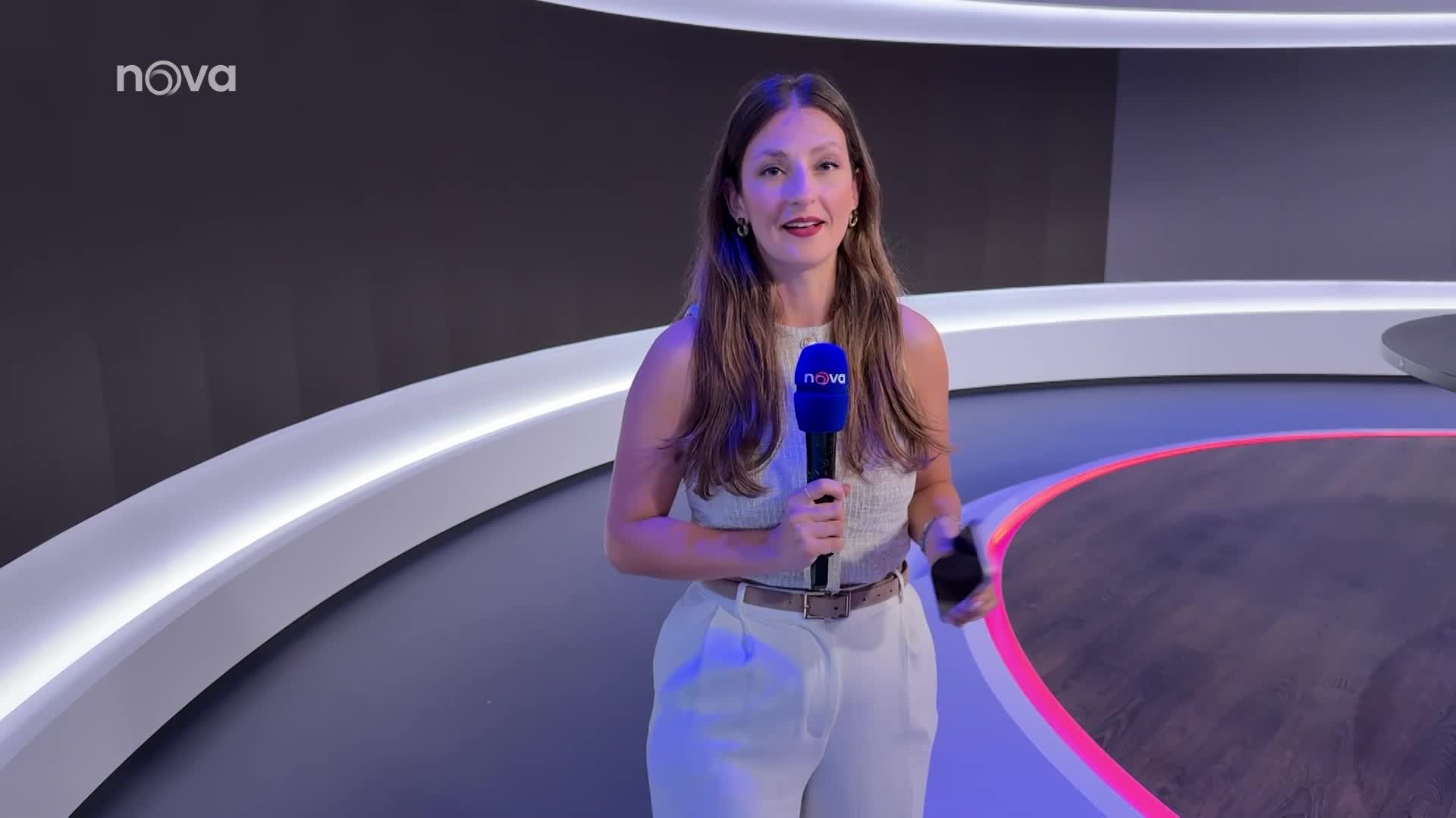 To je pecka! Moderátoři TV Nova zazpívali hymnu SuperStar