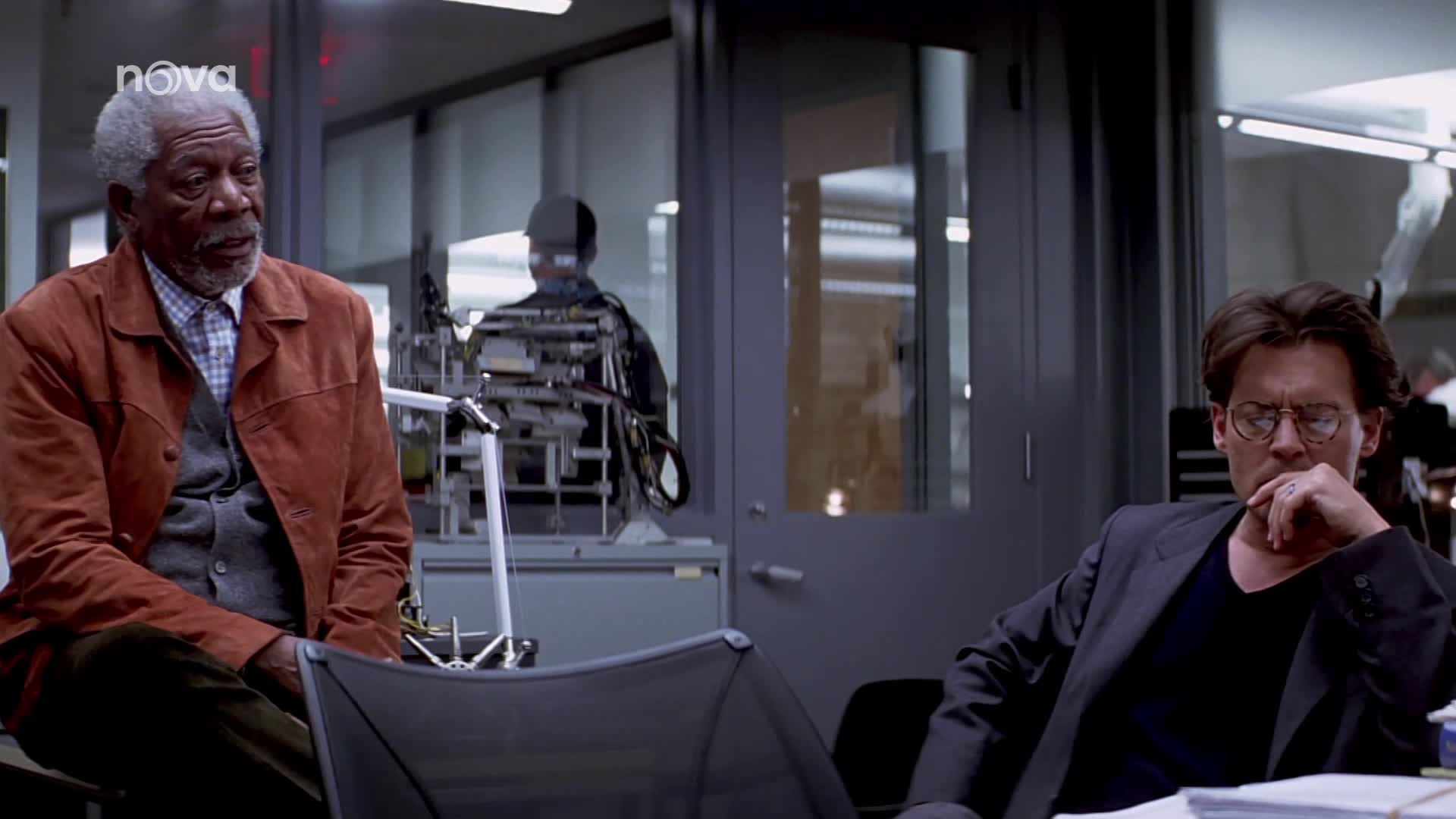 Nadčasový film Transcendence: Elon Musk si zahrál s Johnnym Deppem