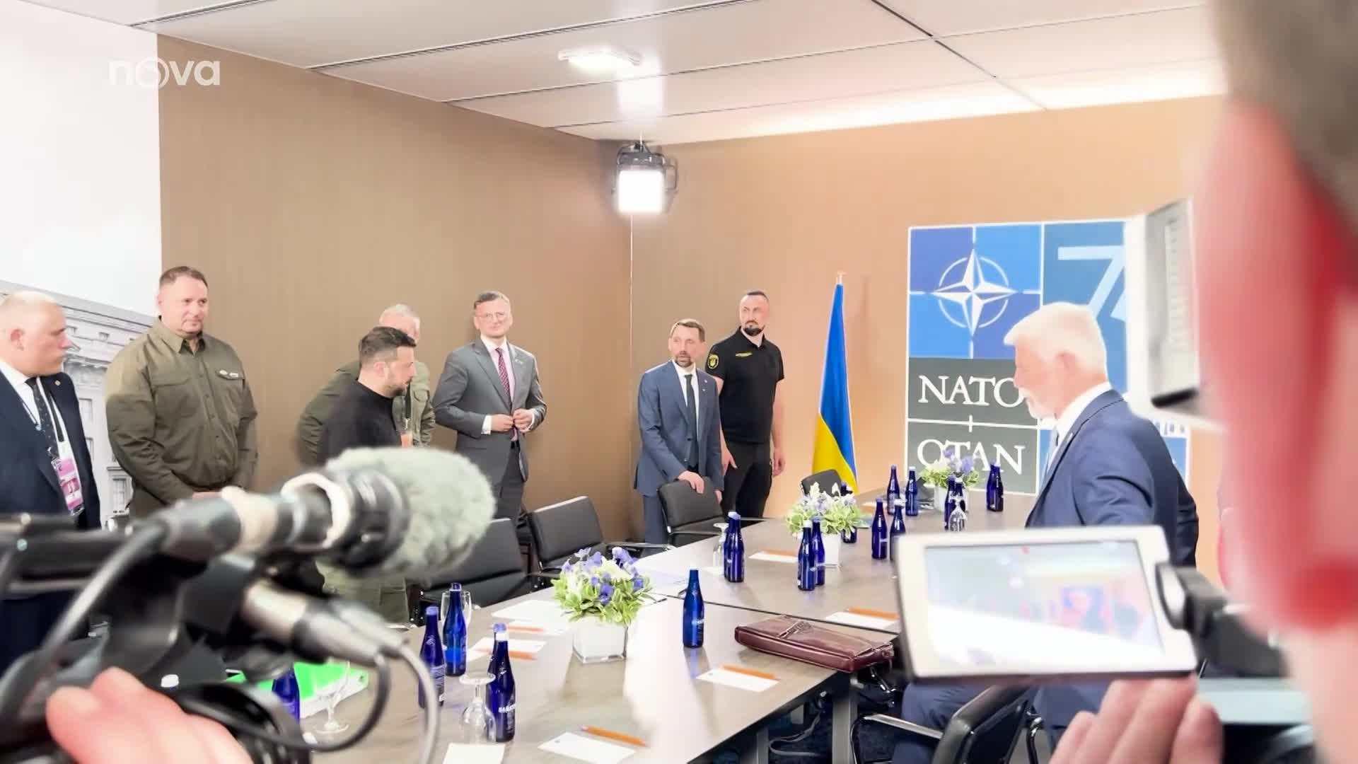 Čtyři měsíce v USA: Reportérka Novy popsala náročný režim