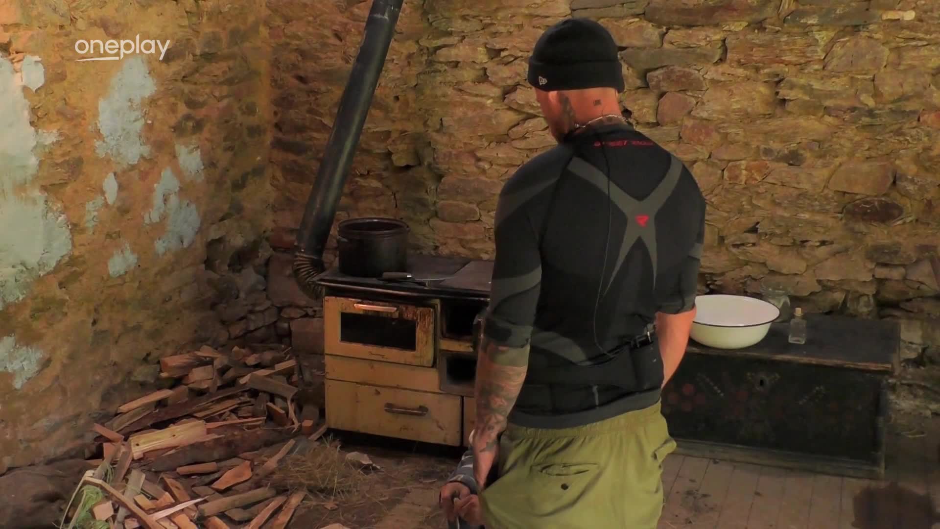 Adam se na Farmě stává léčitelem. Mozek je počítač, říká Michalovi