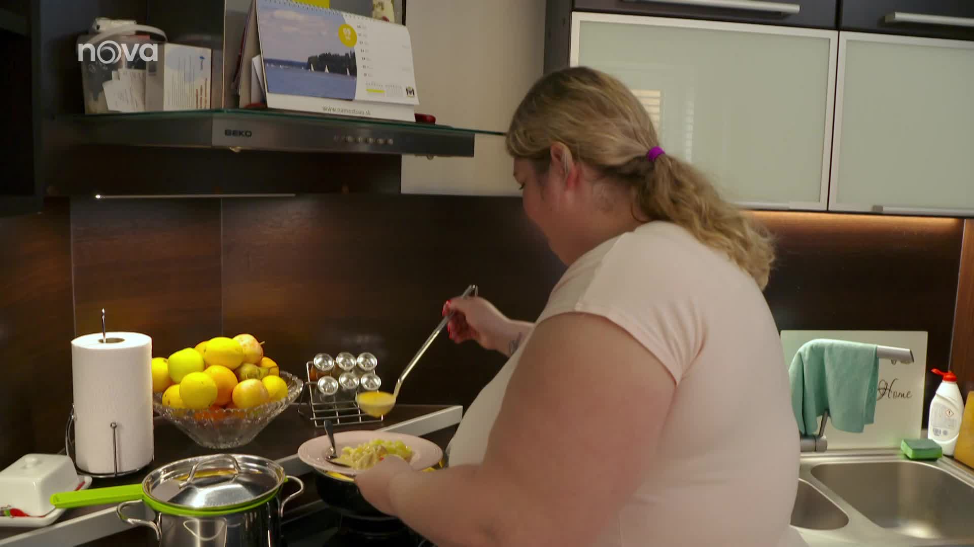Soňa bojuje s obezitou už od dětství. Její rodiče nevěří, že Proměnu zvládne