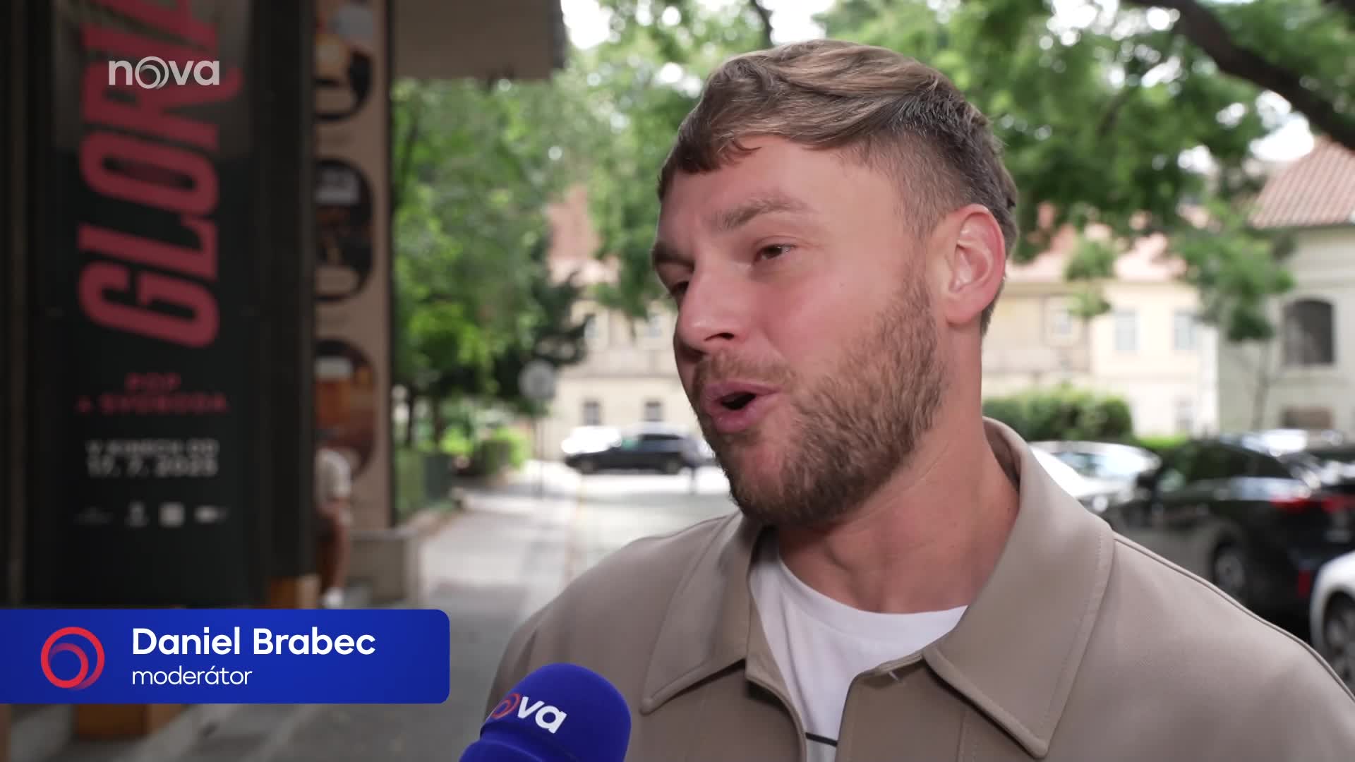 Hezky česky: Moderátor Novy si užívá léto plnými doušky