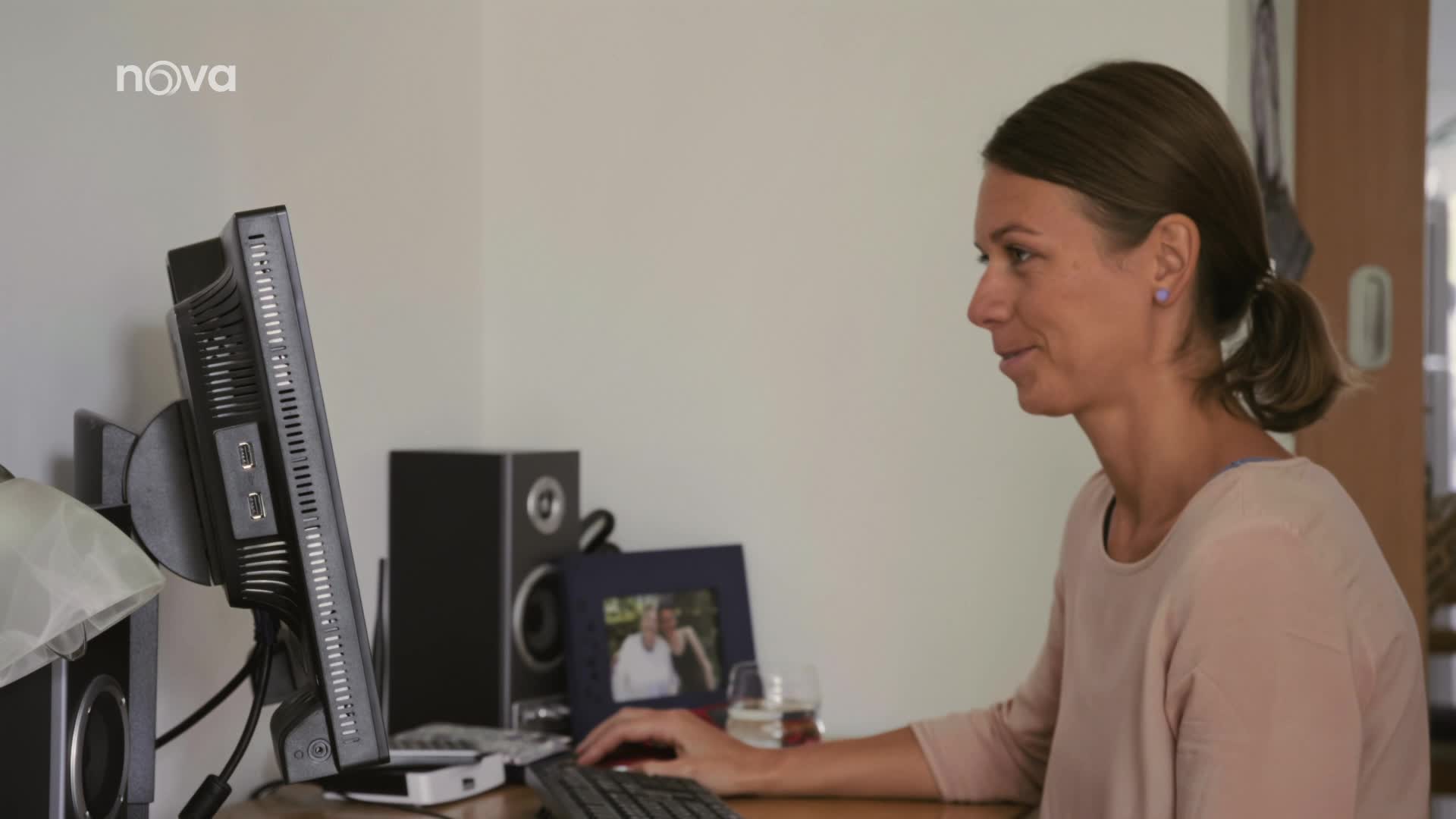 Vlaďka hledá otce pro své budoucí dítě. Vhodného kandidáta našla na internetu