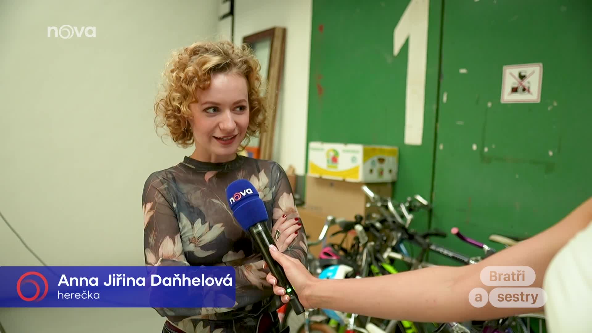 Start seriálu Bratři a sestry přinese nový pořad s Annou Jiřinou Daňhelovou