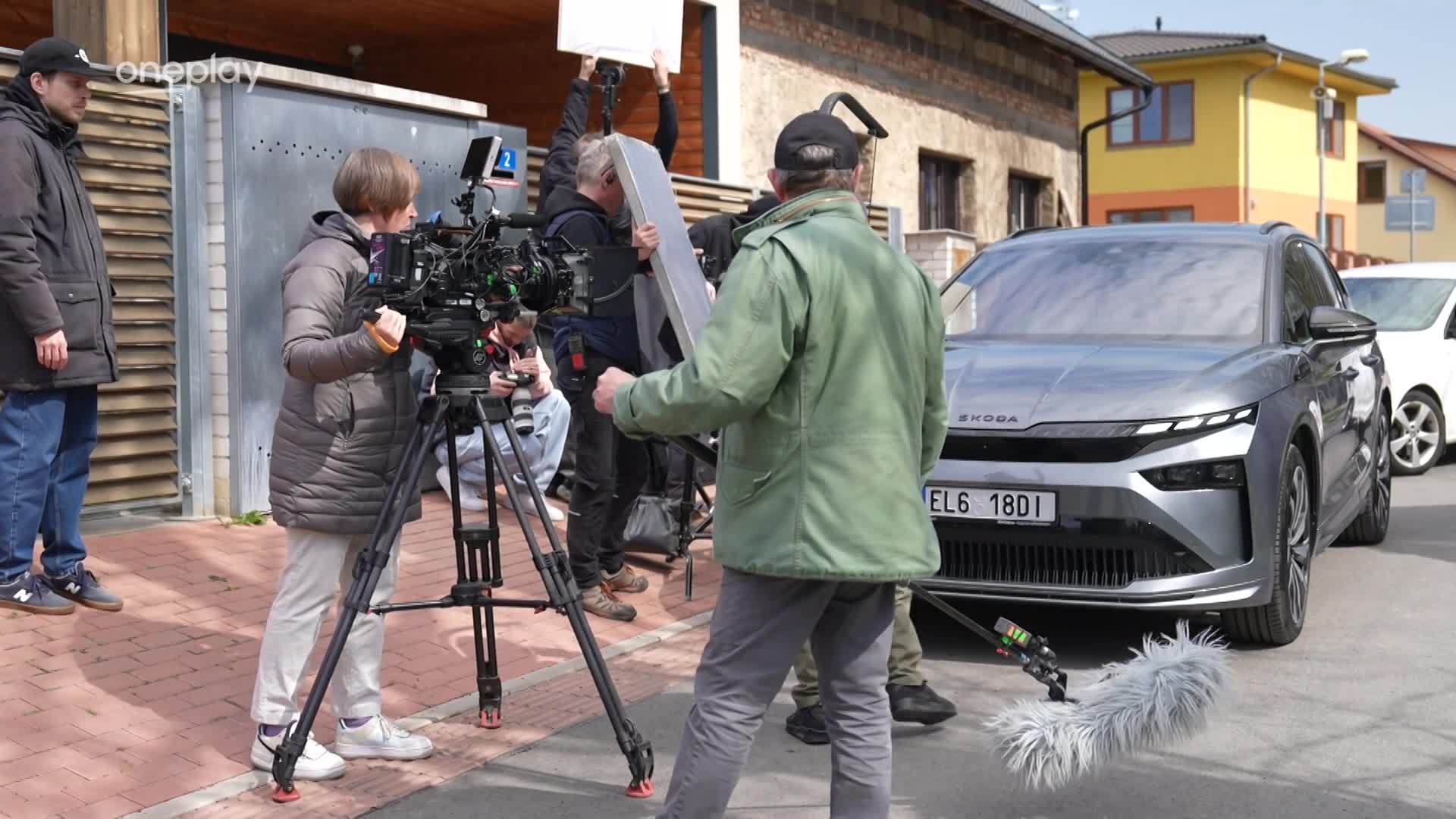 Roztomilá akce v Ordinaci: Ricky zachraňoval koťátko ze stromu