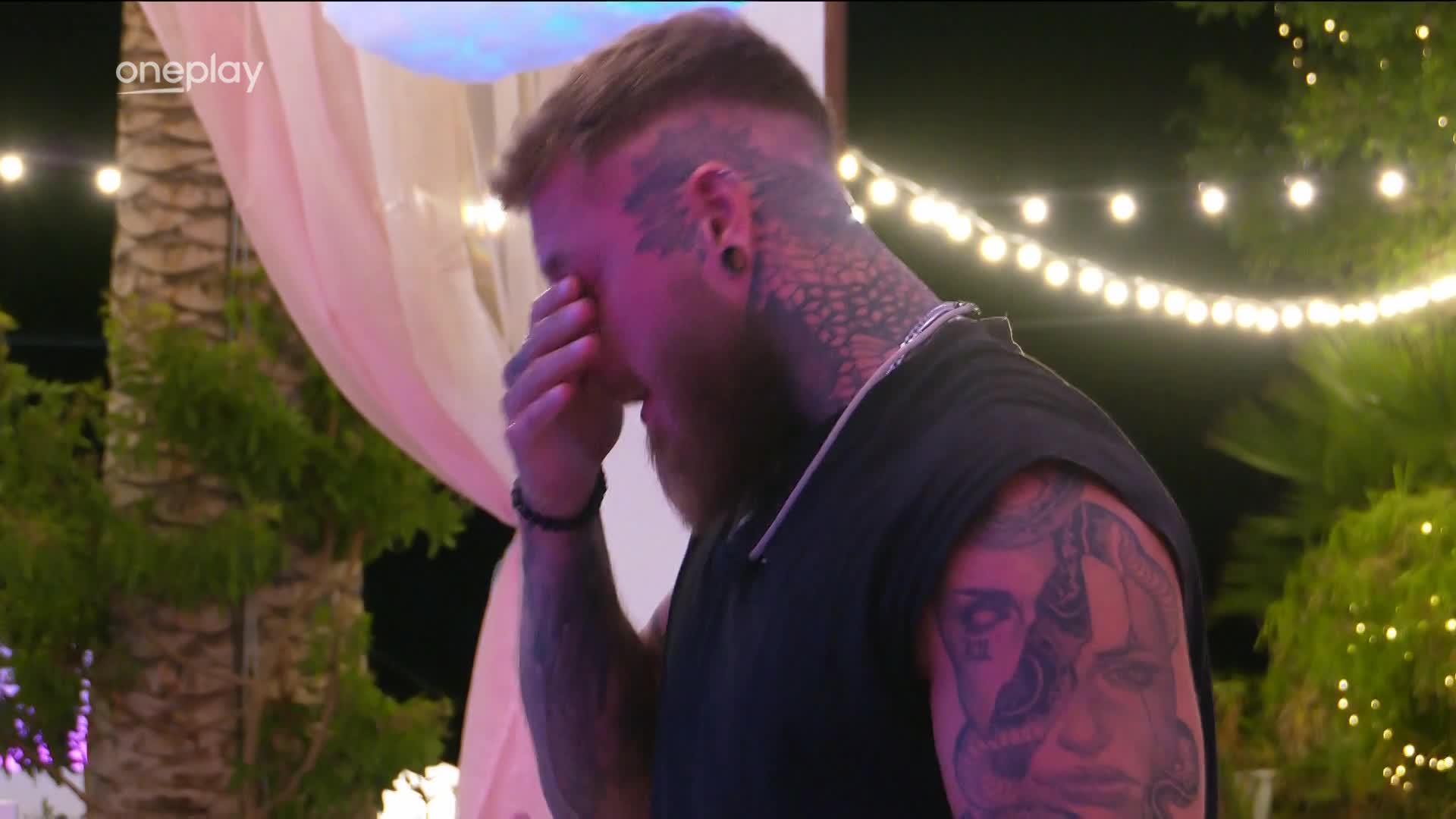 Miška z Love Islandu odešla bez rozloučení. Honza vyhodil kytku a schoval polštář