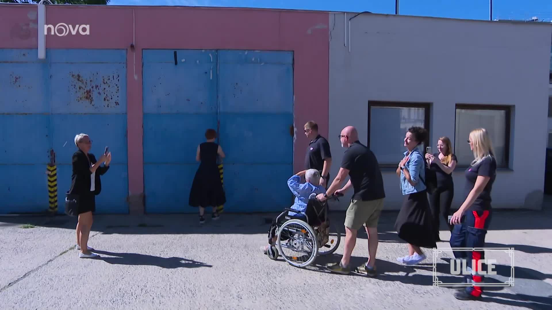 Ulice splnila sen. Divačka se setkala s hercem Janem Holíkem