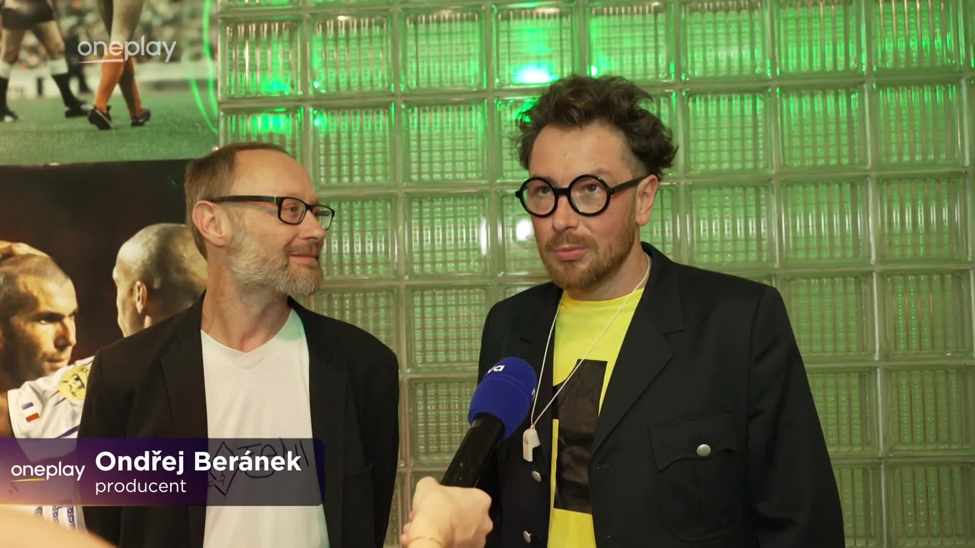 Bobina na premiéře Štěstíčku naproti: Úplatek bych možná vzala, směje se