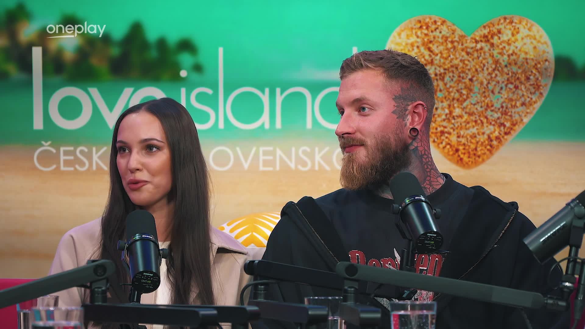 V Love Islandu jste neviděli: Adri a Honza se ve vile pohádali