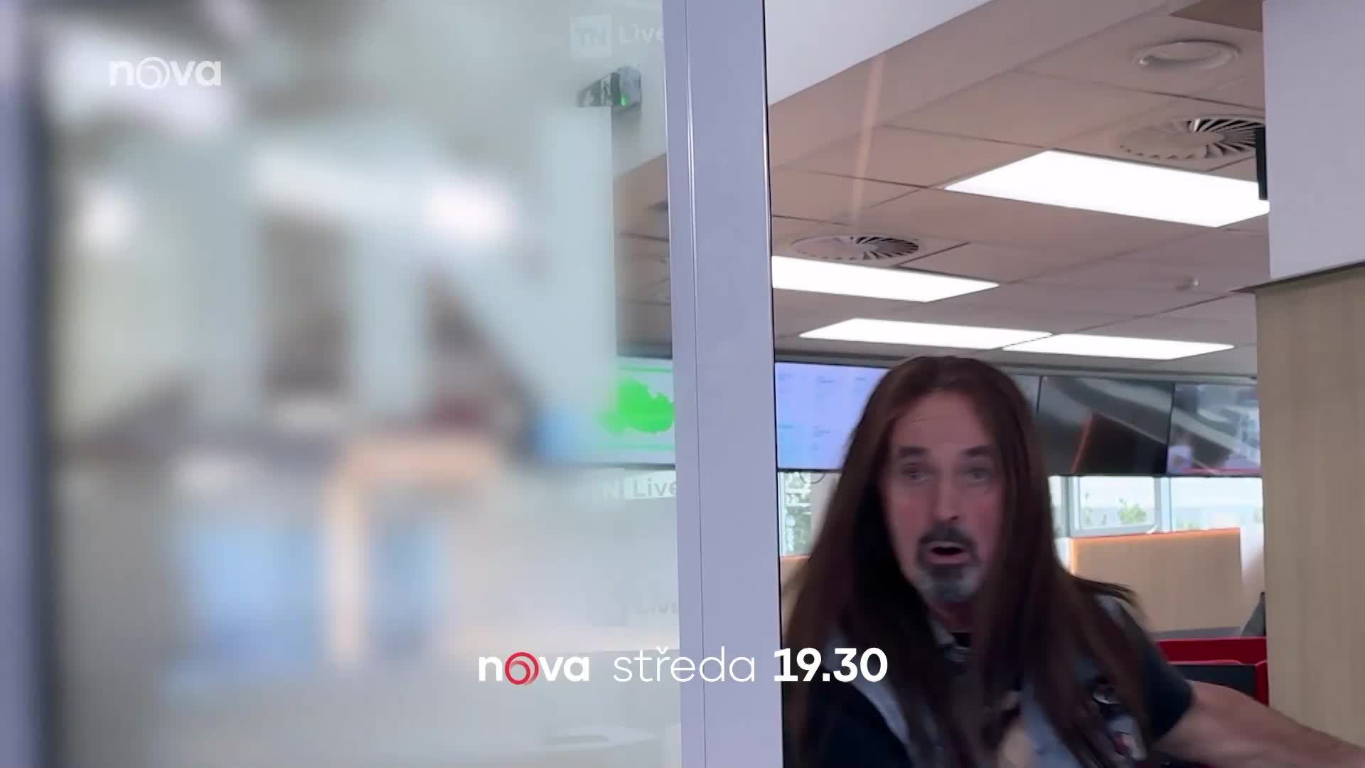 Ozzák opět zasahuje! Na Silvestra zboří Televizní noviny