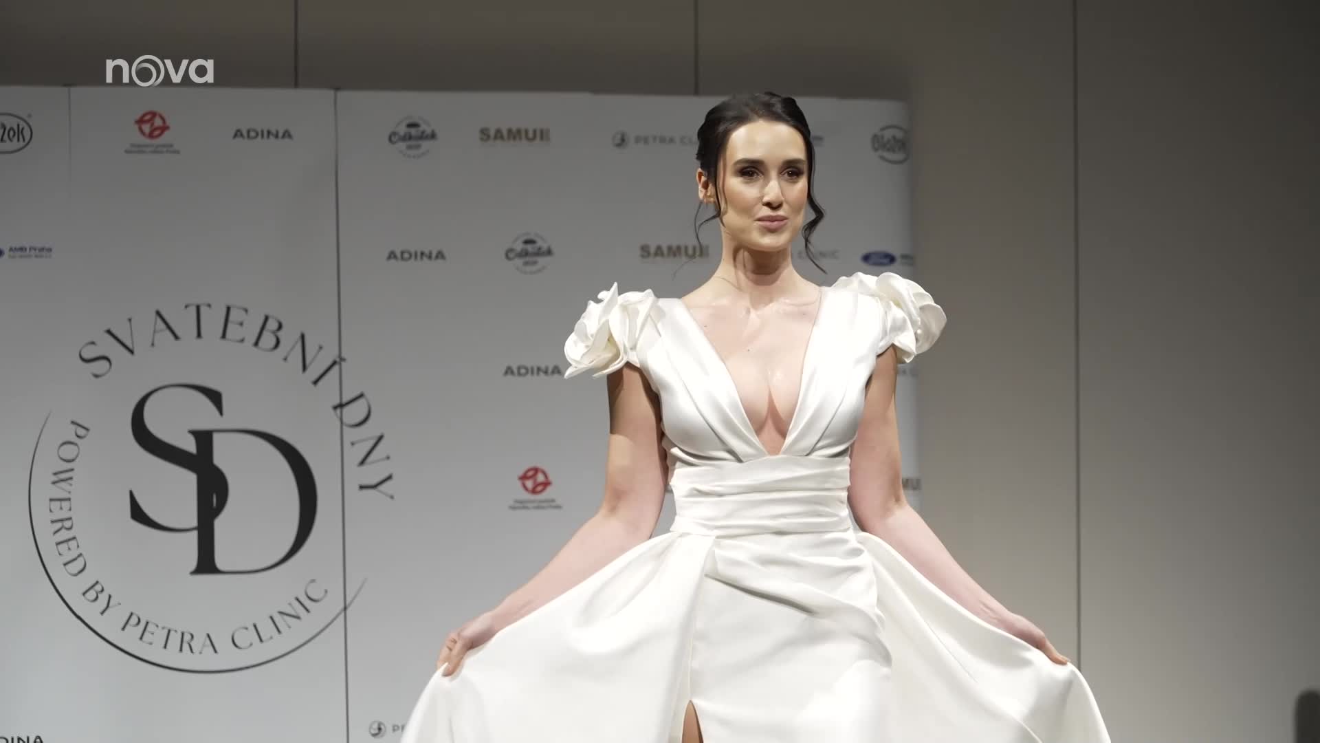 Besky poprvé jako modelka: Přišel ji podpořit Adam Vacula
