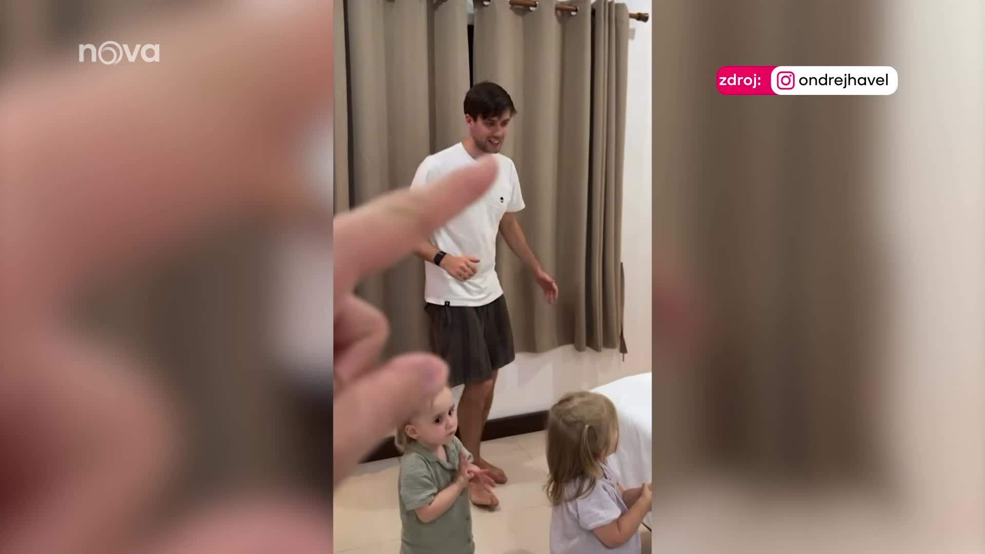 Na Havla čekalo v Thajsku překvapení. Zabavila se celá rodina
