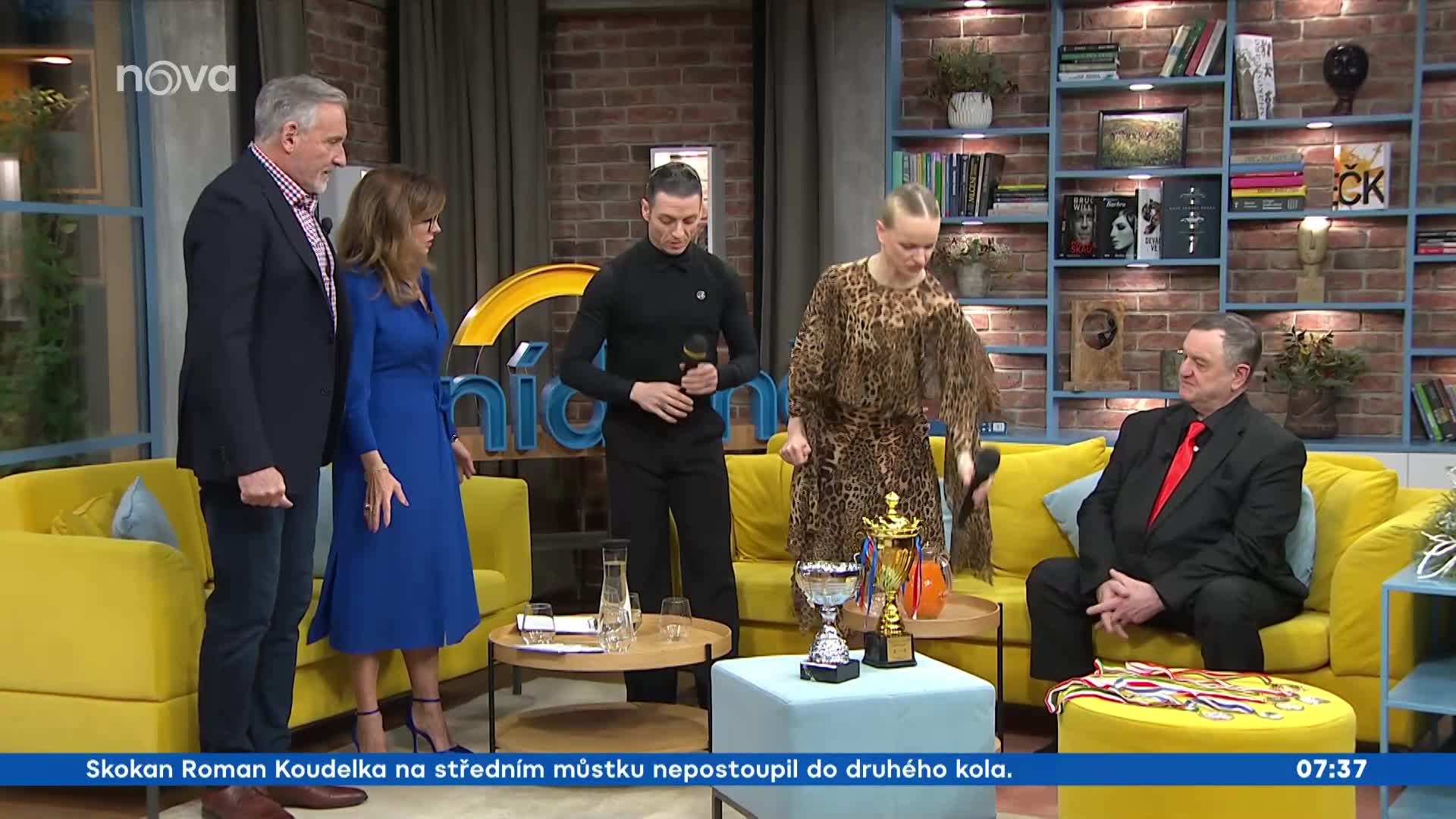 Ze Snídaně rovnou na ples. Morávková s Čenským zazářili