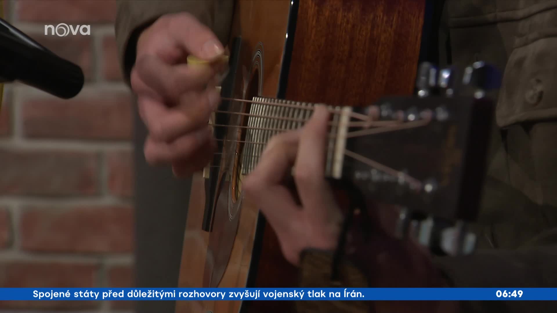 Exkluzivní premiéra: Ujfaluši s Komínkem zazpívali nový duet