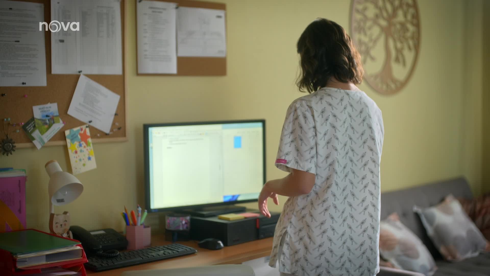 Nečekaná romantika v Bratrech a sestrách: Bára jde na rande