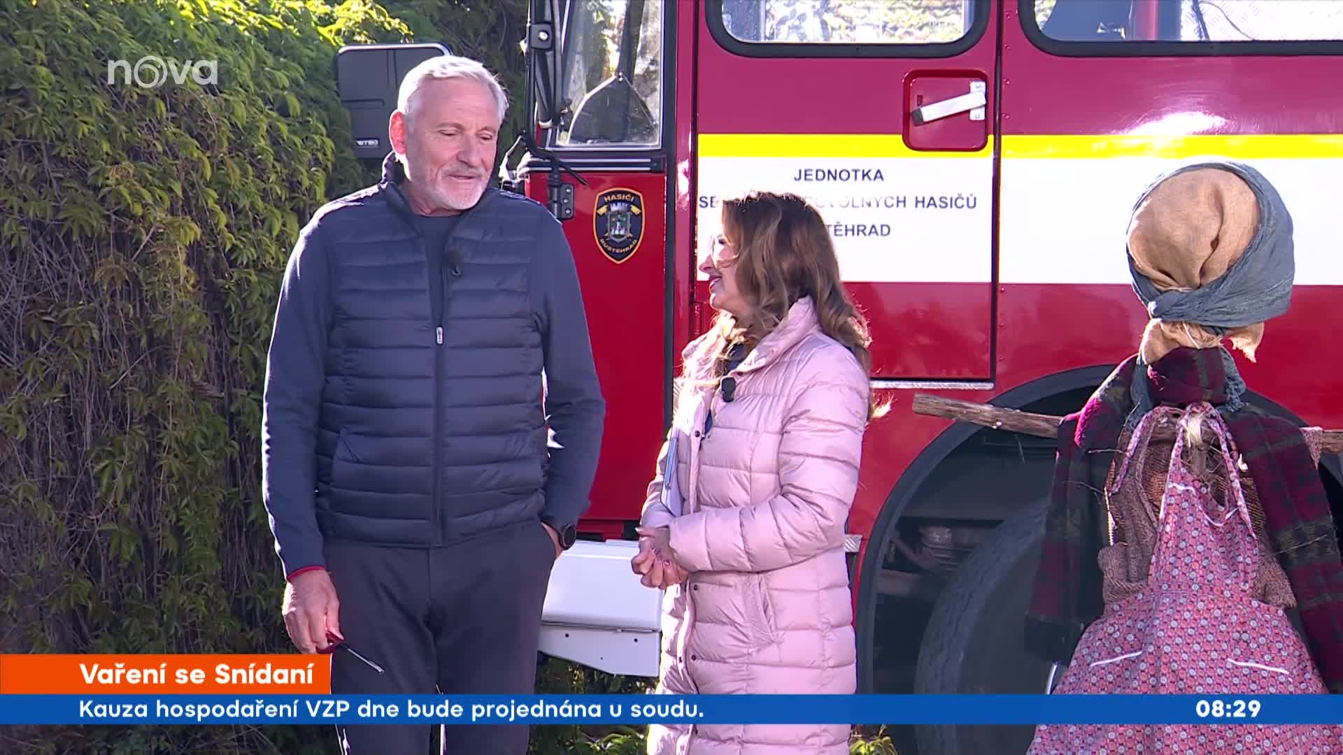 Čarodějnice ve Snídani s Novou: Morávková a Čenský zapálili hranici