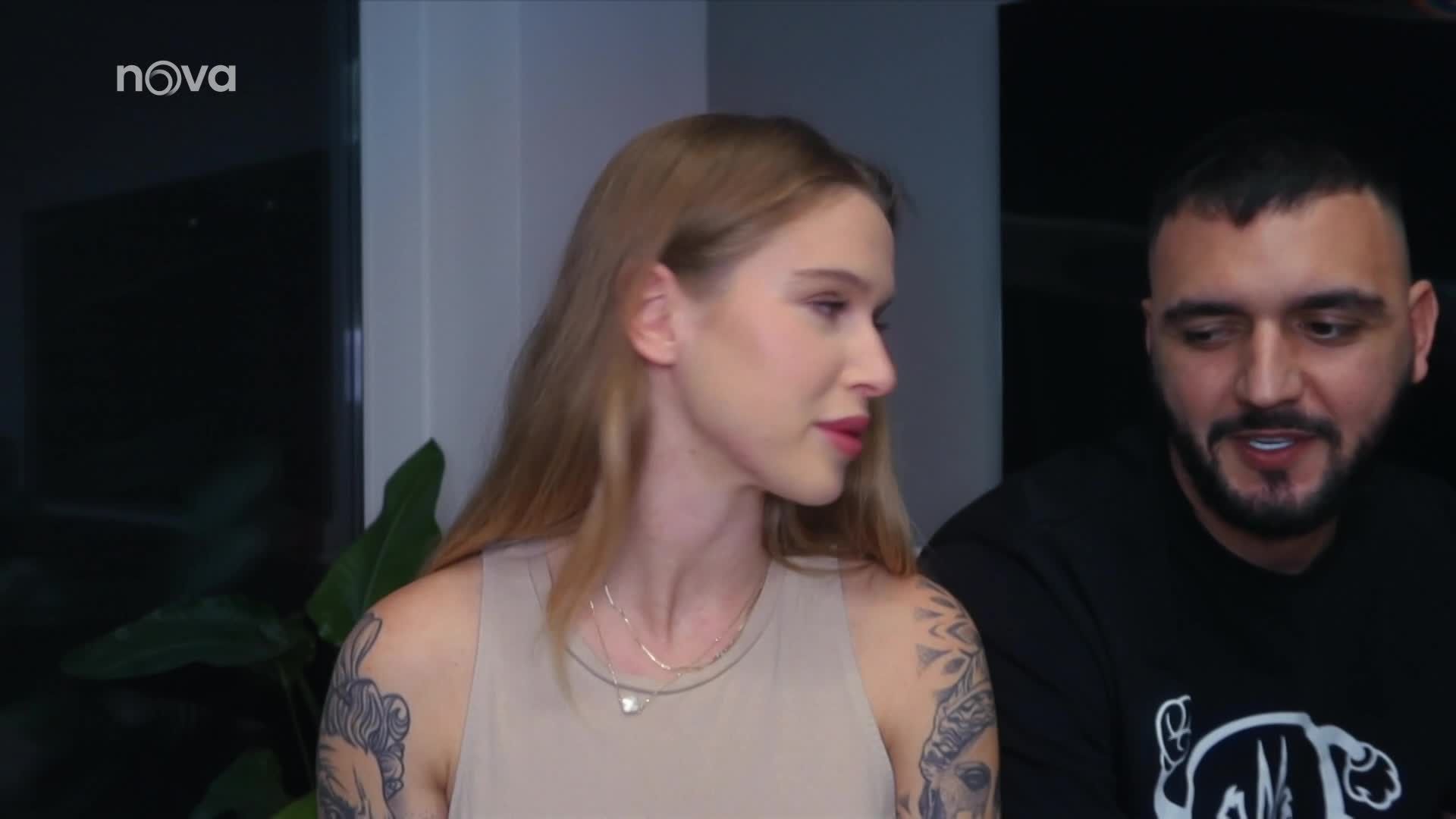 Virtuální přítelkyně na Oneplay: Příběhy žen, které zbohatly díky OnlyFans