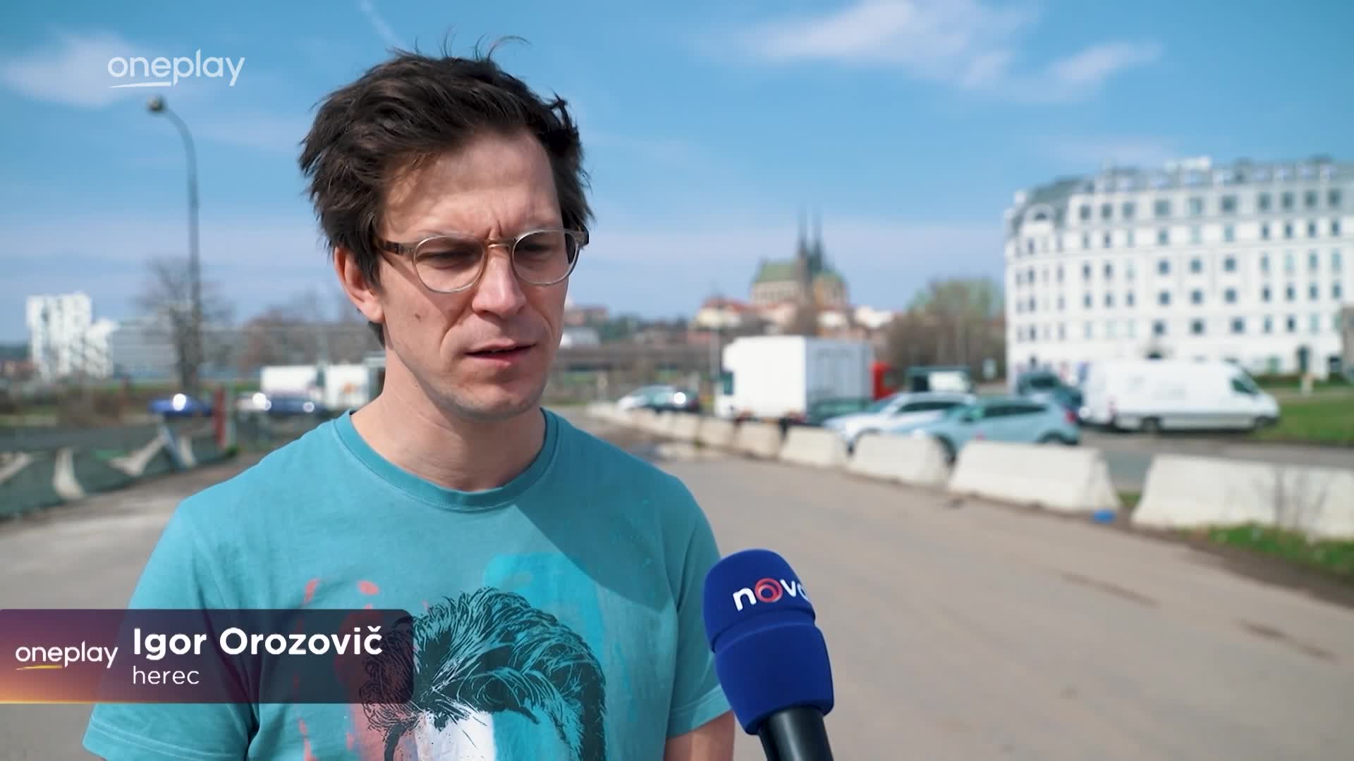 Kdo je kdo v sérii Monyová: Seznamte se s hlavními postavami