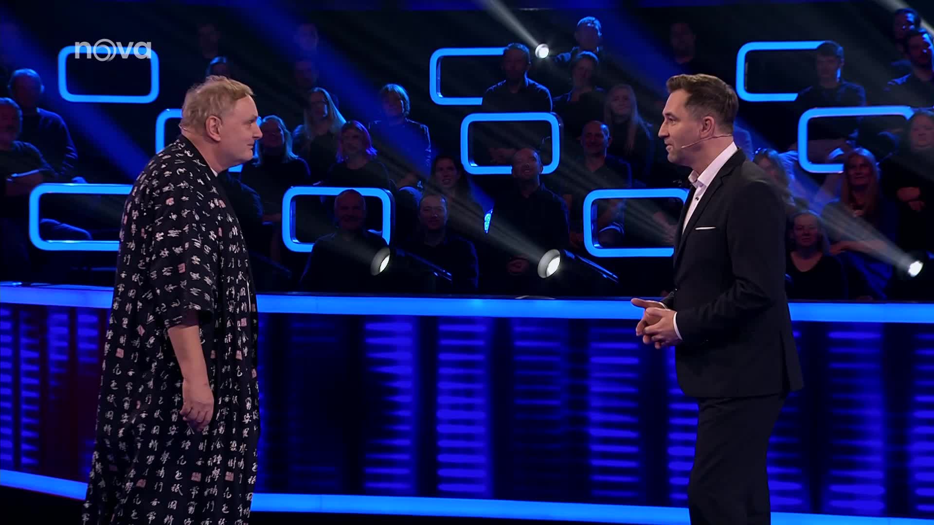 Věštec Plamínek přijde o legendární bubínek. V Superlovu mu ho vezme Sokol